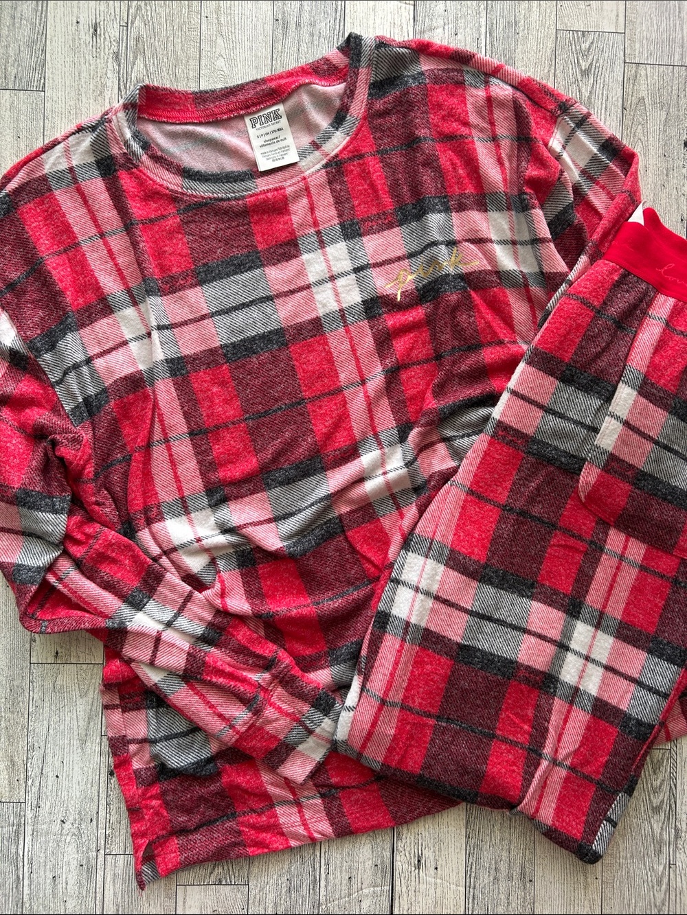 PINK Victoria's Secret Plaid Pajama Set size S